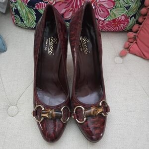 Gucci Women's Red Leather Pumps